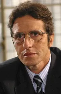 배우인 디에고 페레티의 대표 이미지