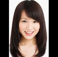 영화배우, 가수인 야자와 에리카의 대표 이미지