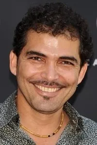 배우인 블라디미르 크루즈의 대표 이미지