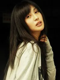 영화배우인 이비아의 대표 이미지