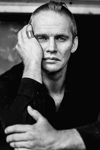 배우인 티보 반덴보레의 대표 이미지