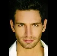 배우인 주앙 가브리엘 바스콘셀로스의 대표 이미지