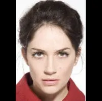 배우인 탈리 샤론의 대표 이미지