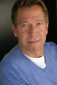 배우인 마티 로드지의 대표 이미지