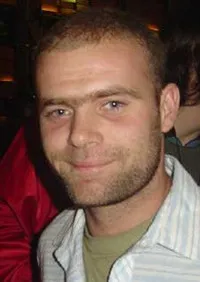 배우인 호르헤 세산의 대표 이미지