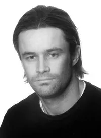 영화배우인 비욘 흘리뉘르 하랄드손의 대표 이미지