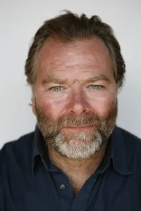 배우인 마크 미친슨의 대표 이미지