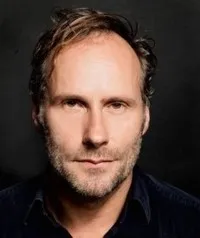 영화배우인 볼프램 코흐의 대표 이미지