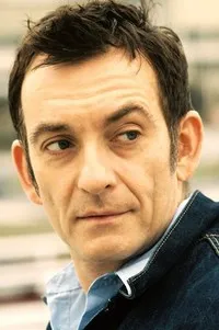 배우인 크리스찬 베베르카의 대표 이미지