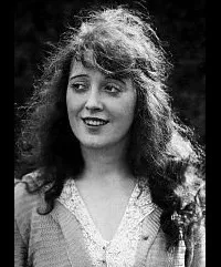 영화배우인 메이블 노먼드의 대표 이미지