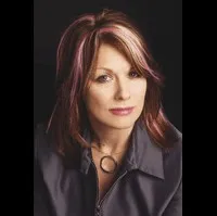 음악인 낸시 윌슨의 대표 이미지