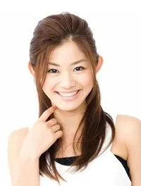 배우인 사토 리카의 대표 이미지