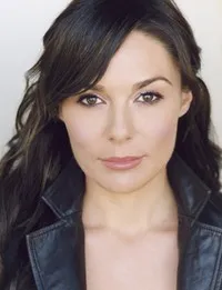 배우인 조 네일러의 대표 이미지