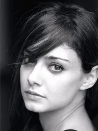 영화배우인 엘레나 아르비고의 대표 이미지