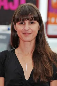 배우인 에반젤리아 란도우의 대표 이미지