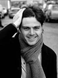 영화배우인 리차드 쇼트의 대표 이미지