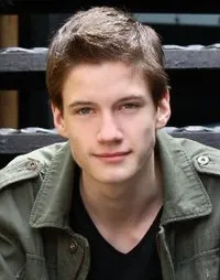 영화배우인 저스틴 켈리의 대표 이미지