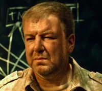 배우, 제작/기획인 알렉산드르 로박의 대표 이미지