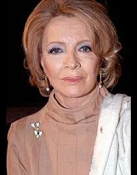 배우인 리사 가스토니의 대표 이미지