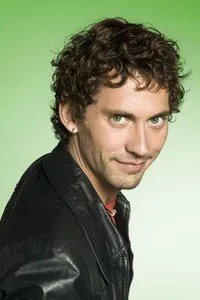 영화배우인 파코 레온의 대표 이미지