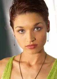 영화배우인 킴 엥겔브레이트의 대표 이미지