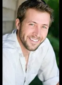 배우인 로버트 W. 에반스의 대표 이미지