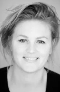 배우인 카트리엔 반 버든의 대표 이미지