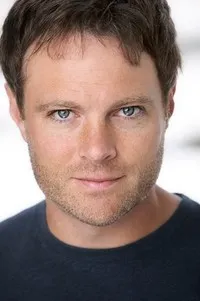 배우, 감독, 제작/기획인 마이클 부이의 대표 이미지