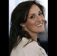 배우, 음악, 제작/기획인 리키 레이크의 대표 이미지