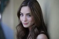 배우인 라라 길크리스트의 대표 이미지