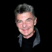 영화감독인 리차드 벤자민의 대표 이미지