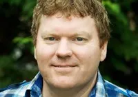 배우인 스티븐 헌터의 대표 이미지