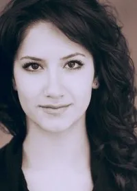 배우인 니콜 부쉐리의 대표 이미지