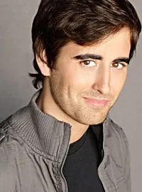 배우, 제작/기획, 각본인 닉 푸가의 대표 이미지