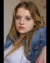 영화배우인 옐라 하세의 대표 이미지