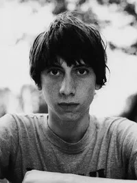 배우인 라스무스 하디커의 대표 이미지