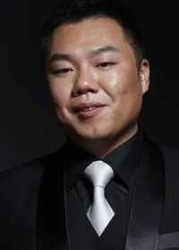 영화배우인 강초의 대표 이미지