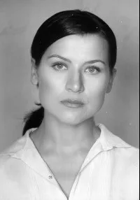 배우인 카타시나 헤르만의 대표 이미지