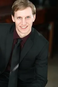 배우인 롭 반 미넨의 대표 이미지