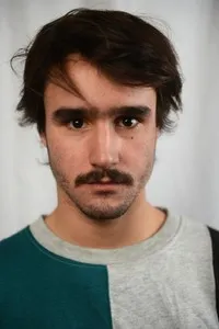 영화배우인 아구스틴 실바의 대표 이미지