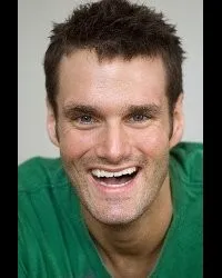 영화배우인 필리페 라인하르트의 대표 이미지