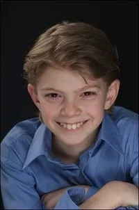 영화배우인 가브리엘 러시의 대표 이미지