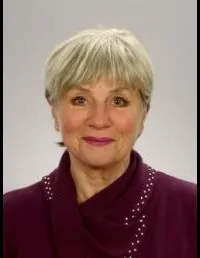 영화배우인 플뢰니 타우의 대표 이미지