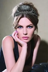 영화배우인 멜라니 페레스의 대표 이미지