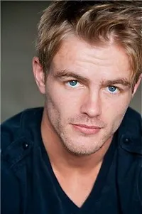 영화배우인 벤 밀리켄의 대표 이미지