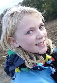 영화배우인 한나 오베이크의 대표 이미지