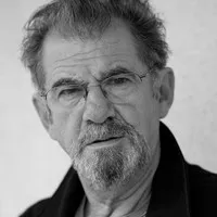 영화배우인 플로린 잠피레스쿠의 대표 이미지