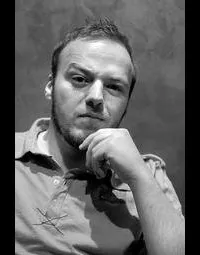 코미디언, 영화배우인 알반 이바노프의 대표 이미지