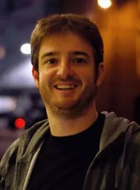 영화배우인 고르카 오트소아의 대표 이미지