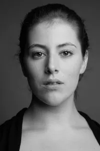 영화배우인 리디아 로즈 뷸리의 대표 이미지